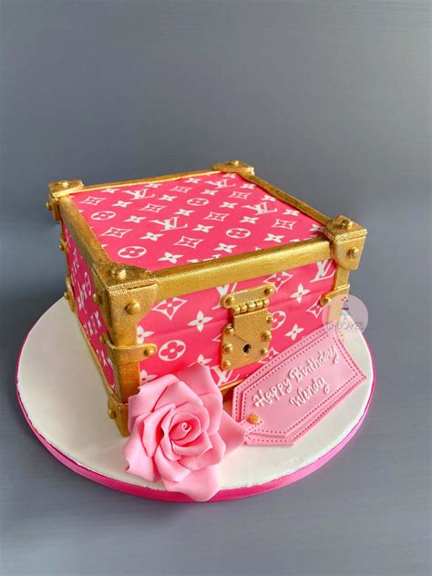 lv cake ideas|lv birthday cake.